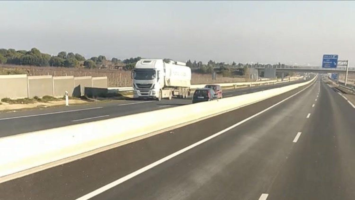 Els Mossos investiguen un cotxe en contra direcció per l'A-22 a Lleida