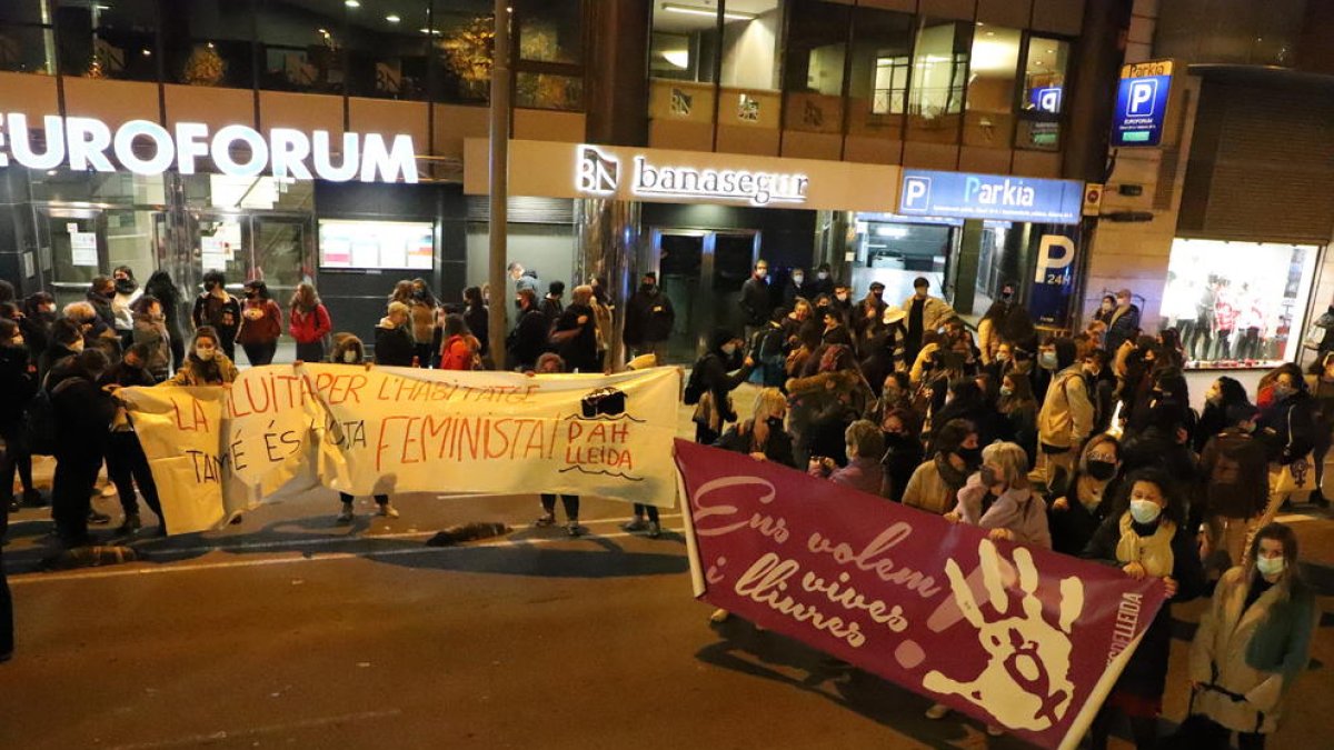 Manifestació contra la violència masclista el 25-N a Lleida.