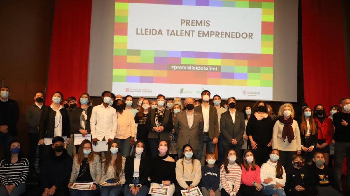 La entrega de los Premis Lleida Talent Emprenedor, ayer por la mañana en el CaixaForum. 