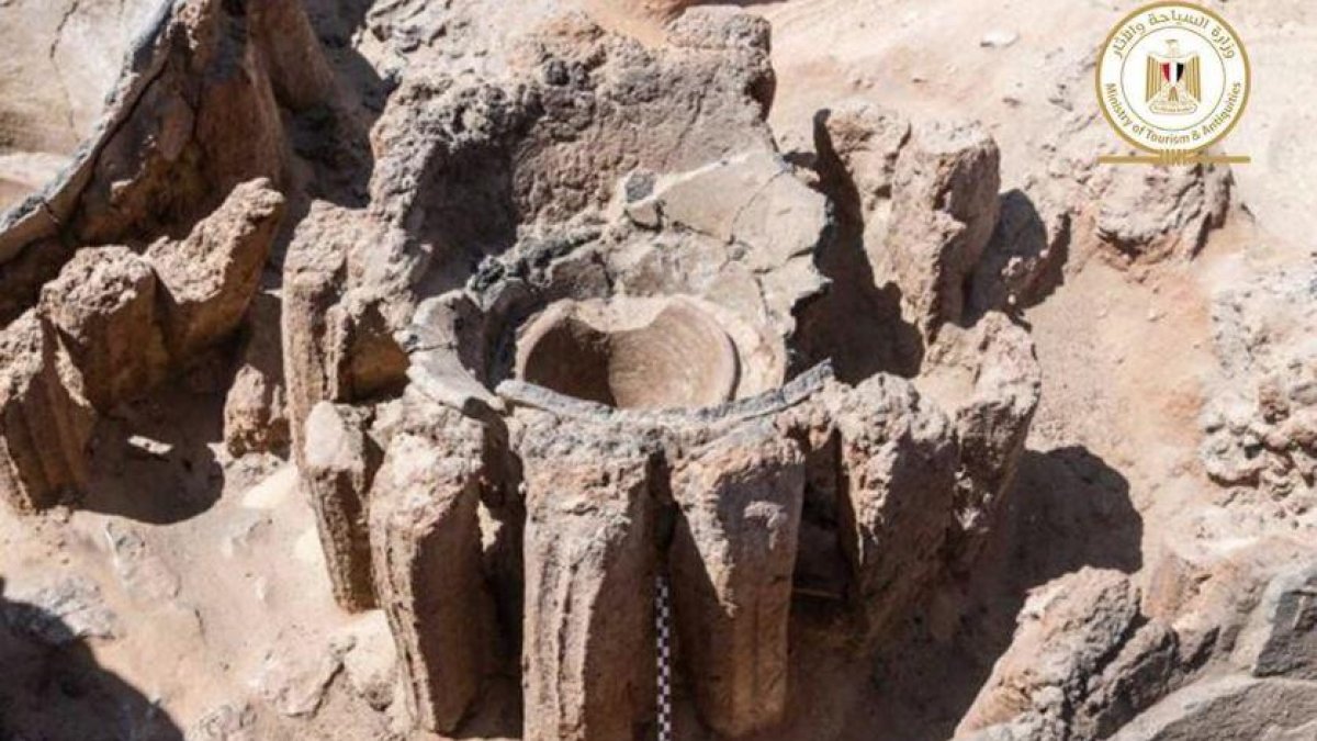 Hallan restos de una fábrica de cerveza de hace 5.000 años excavada en Egipto