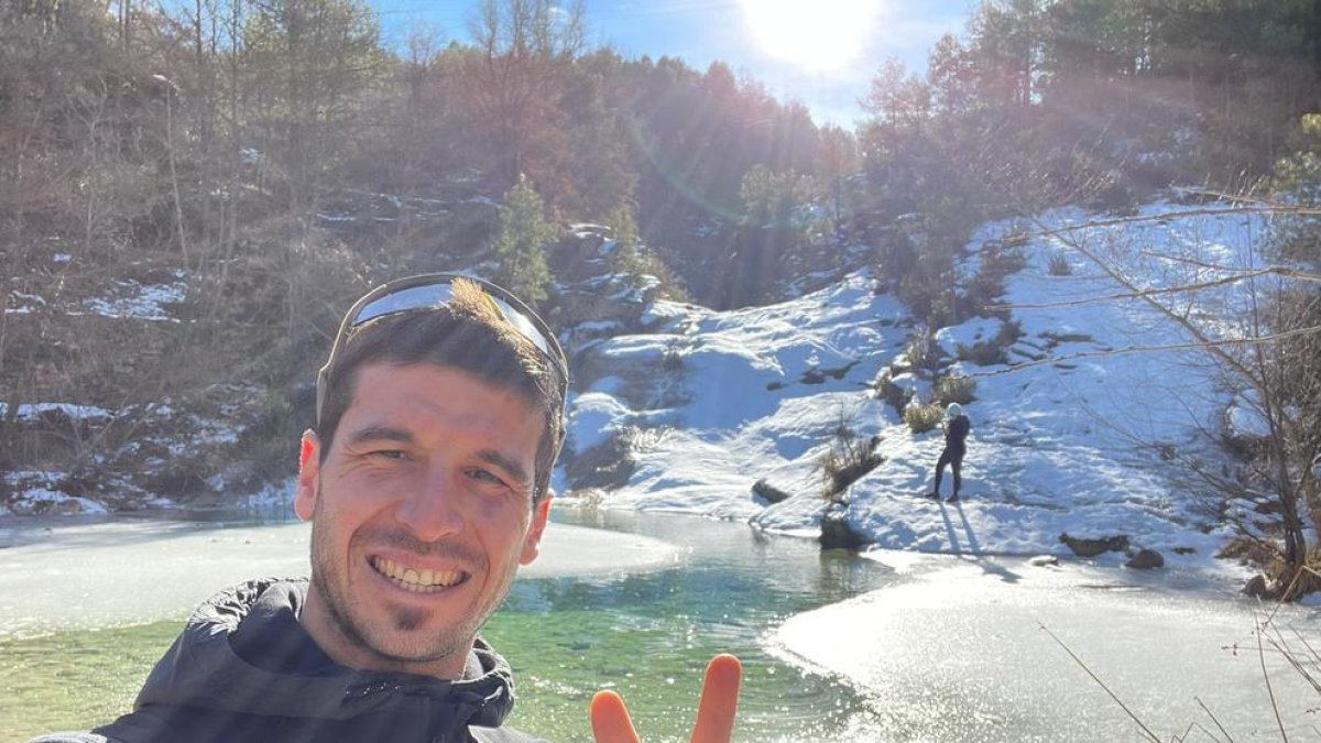 Després de la duresa del Dakar, Jaume Betriu ha tornat a Coll de Nargó per recuperar forces en companyia de Laia Sanz, la seua parella.