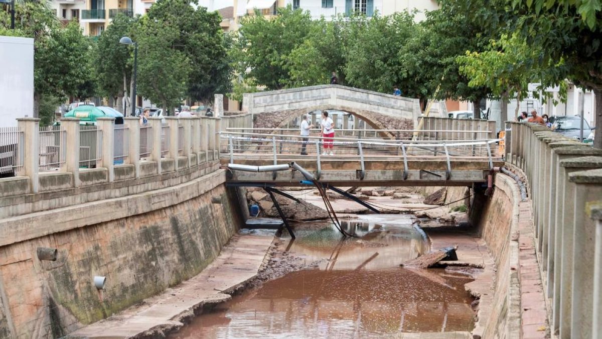 Una Dana provoca inundaciones y destrozos en el este de la península