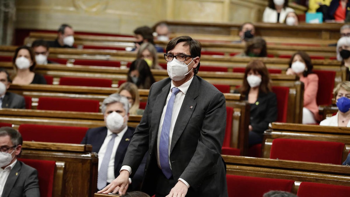 Salvador Illa, ayer durante el debate parlamentario.