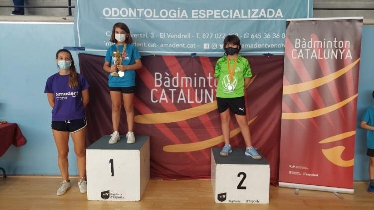 Ivet Gardenyes, doble subcampeona de Catalunya sub-11 de bádminton