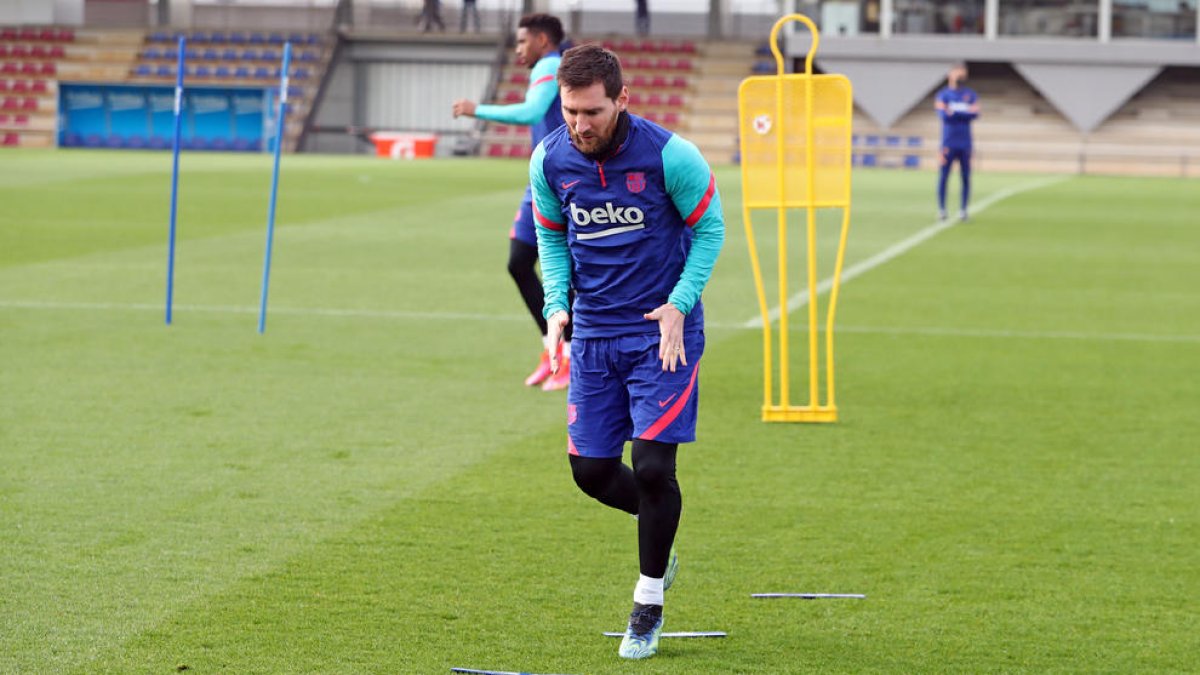Leo Messi, ahir durant la sessió d’entrenament.