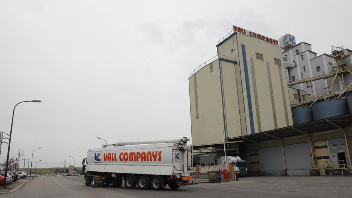 Instalaciones del Grupo Vall Companys en el Polígono Industrial El Segre de Lleida.