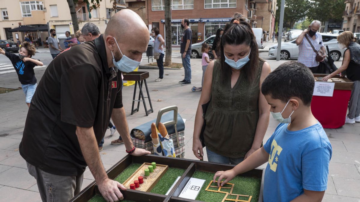 Els jocs de fusta s'han instal·lat a la plaça de Cappont