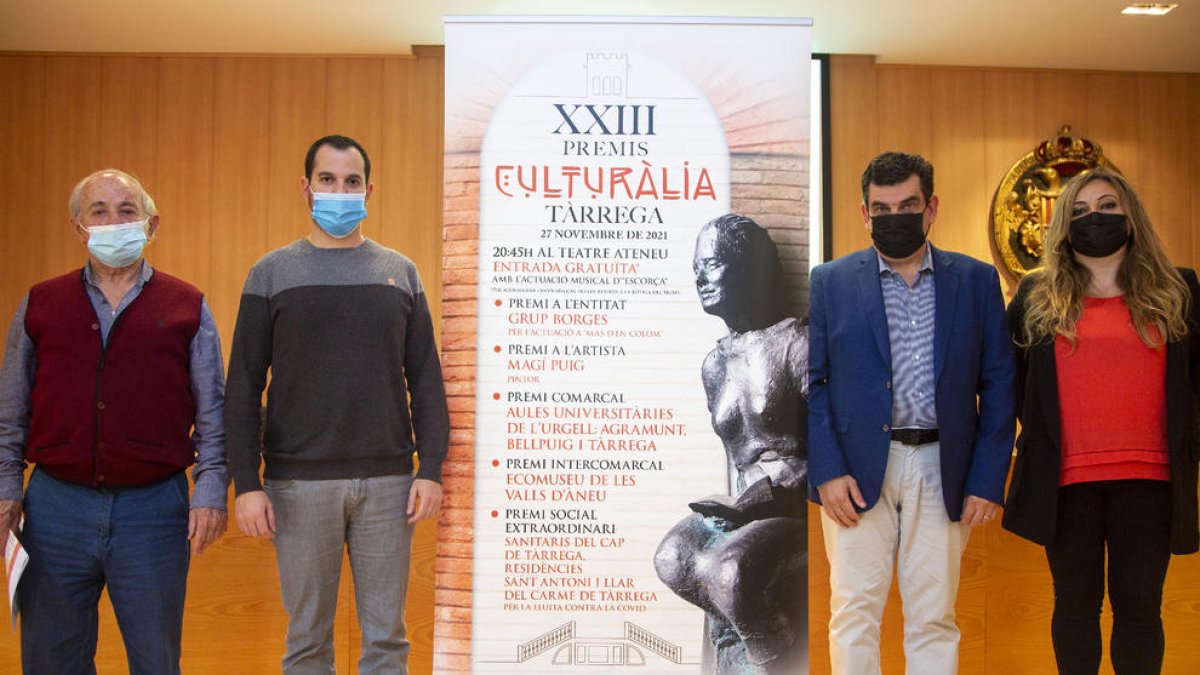 Presentació ahir a Tàrrega de la 23 edició dels recuperats Premis Culturàlia.