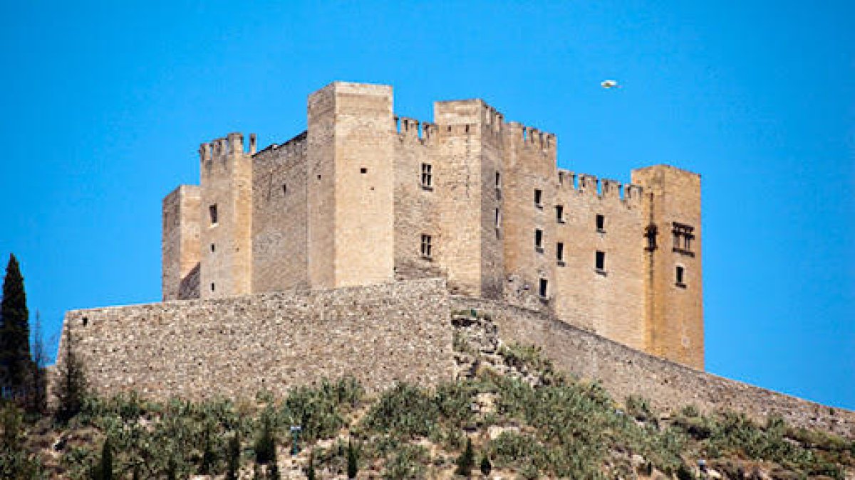 El castillo de Mequinensa, propiedad de Endesa.