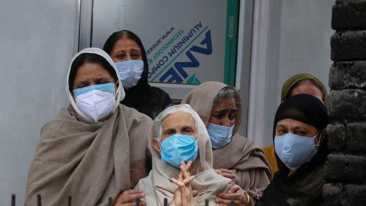 Identificadas al menos tres evoluciones diferentes de la variante india del coronavirus