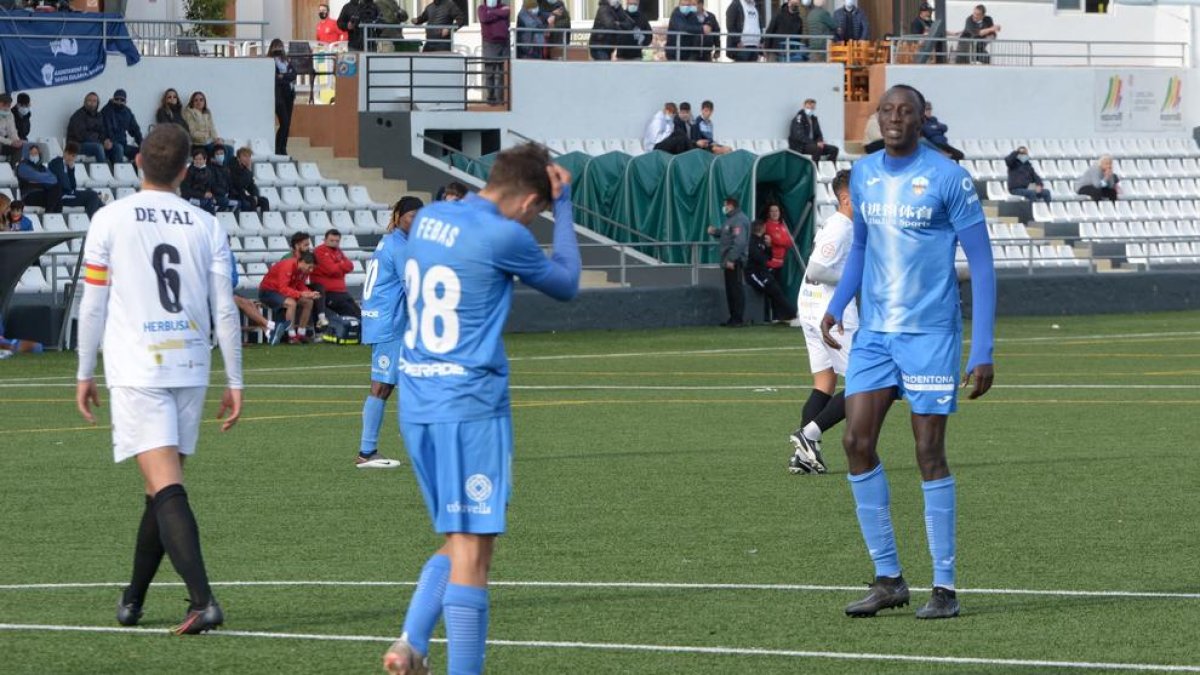 Febas es lamenta per una ocasió perduda al final.