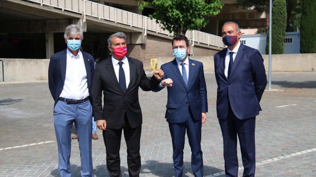 Argimon, Laporta y Aragonès ayer en el Camp Nou.