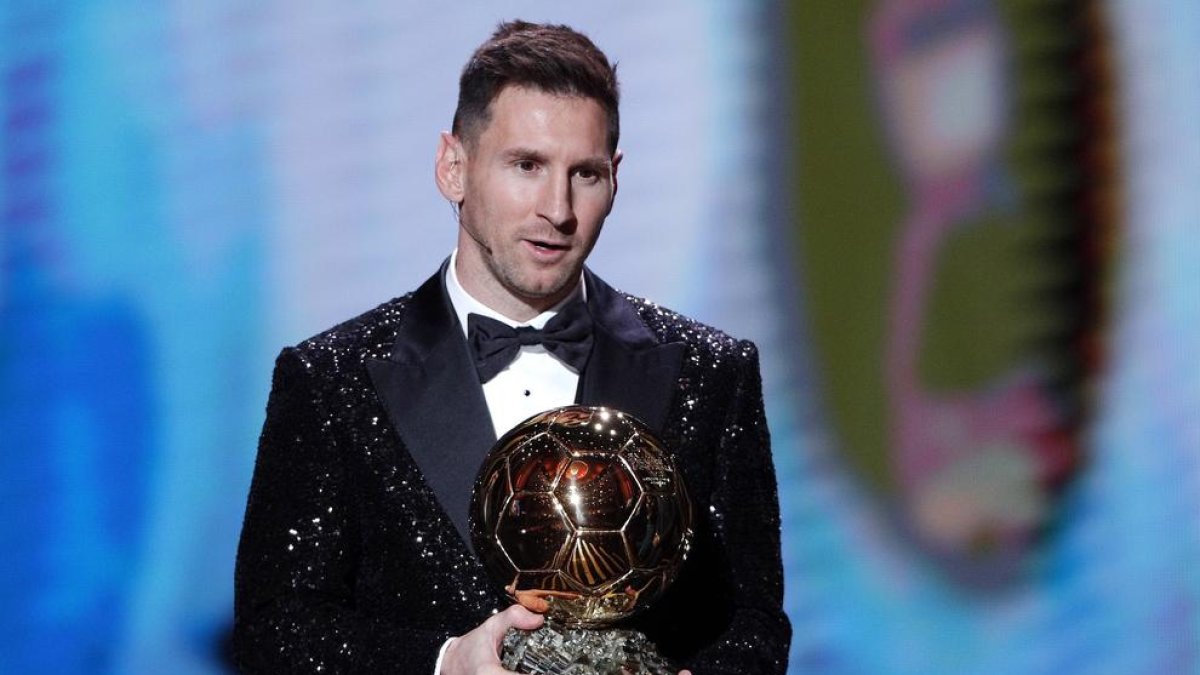 Messi recull la setena pilota d'or de la seua carrera.