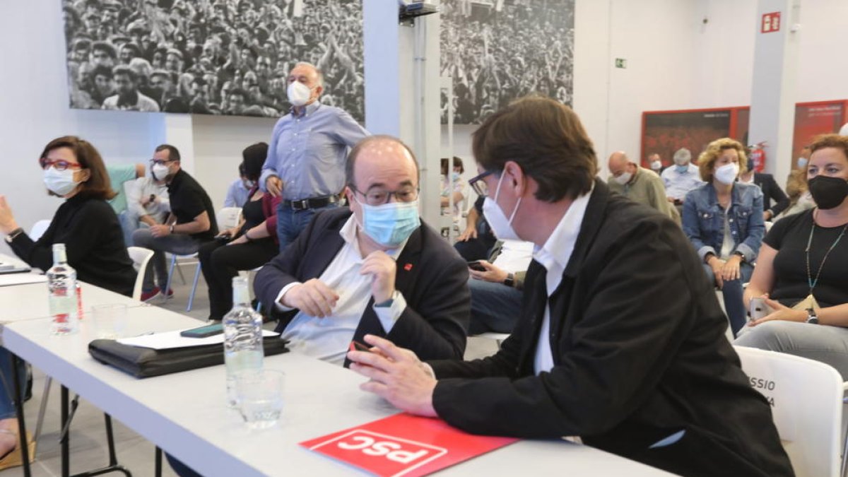 Miquel Iceta i Salvador Illa ahir durant el Consell Nacional del PSC a Barcelona.