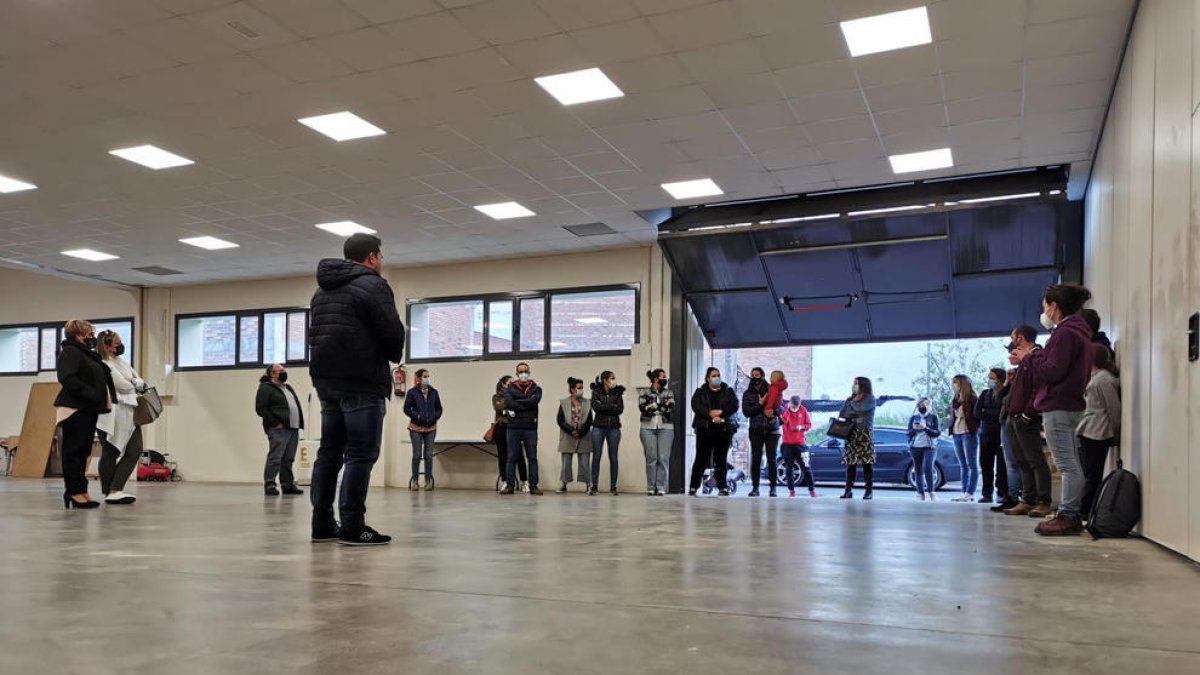 La reunión de ayer entre el ayuntamiento y las familias. 