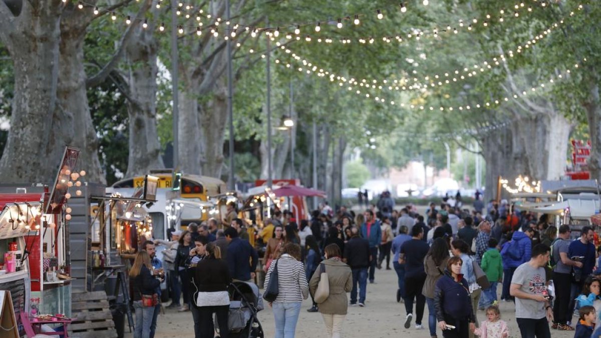 ‘Food trucks’ al festival gastronòmic Rumm als Camps Elisis.