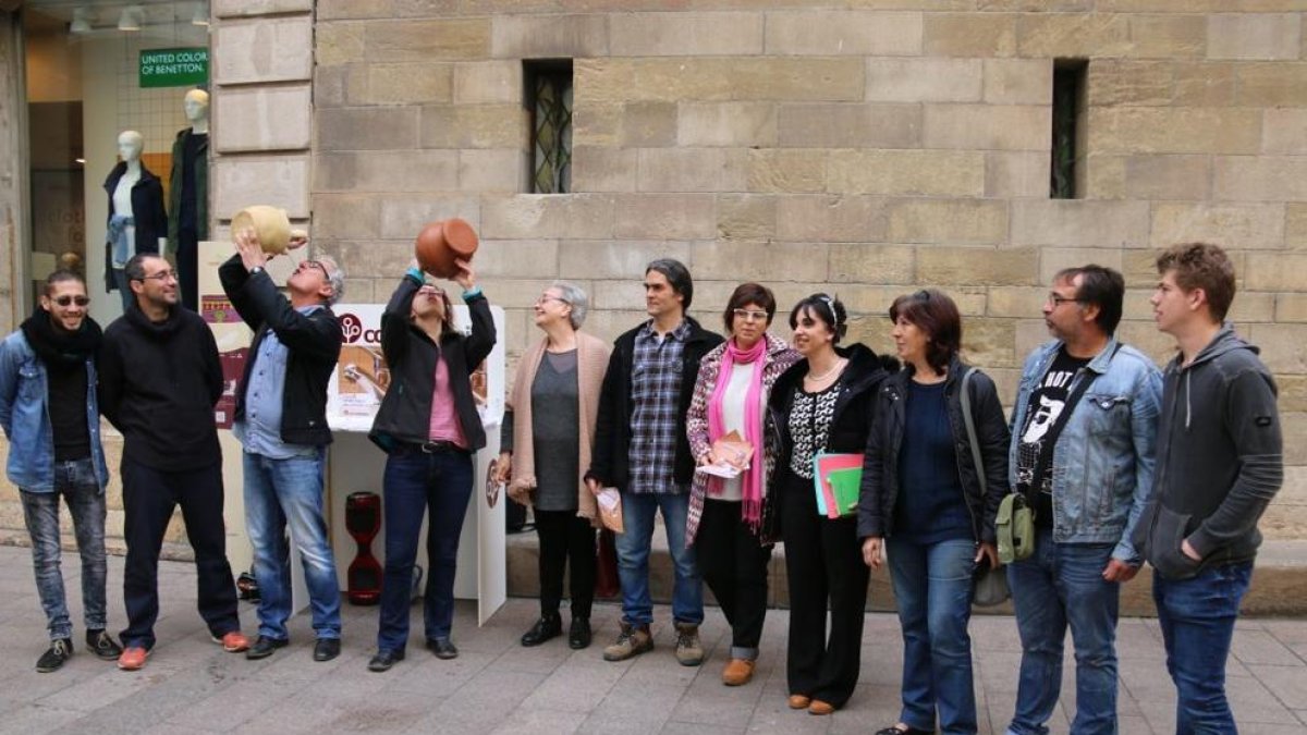 MembrMembres del Comú aquest dimecres a la plaça Paeria.es del Comú aquest dimecres a la plaça Paeria.