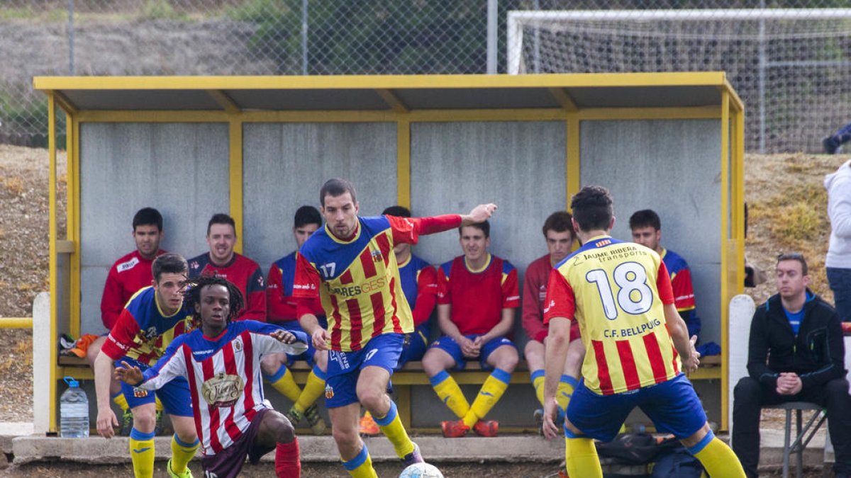 El Bellpuig va remuntar el resultat advers en una bona segona part.