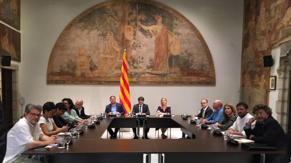 Un momento de la reunión en el Palau de la Generalitat