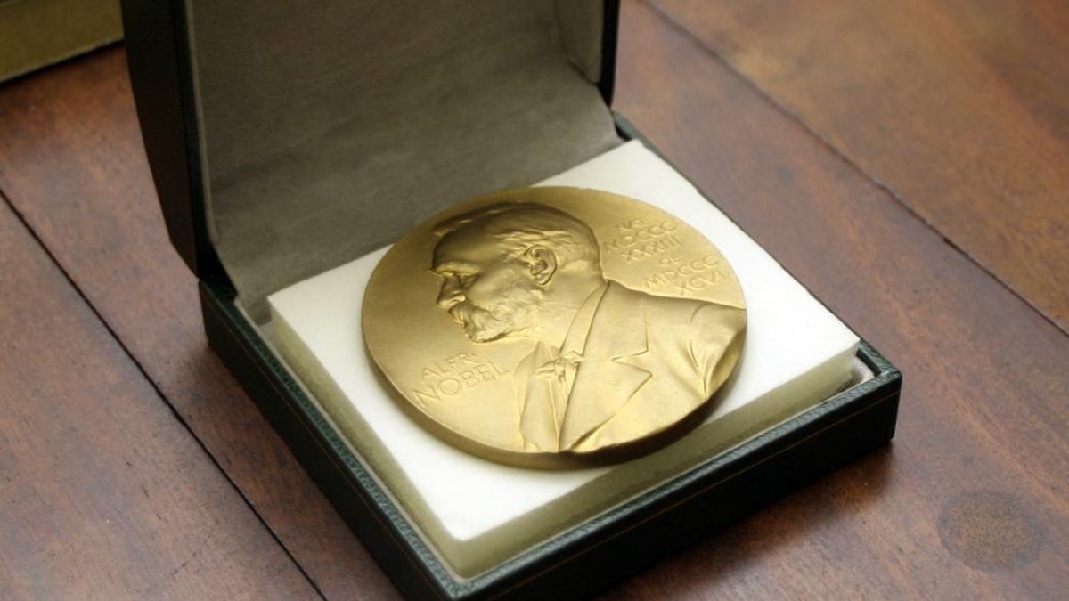 Una medalla de los premios Nobel.