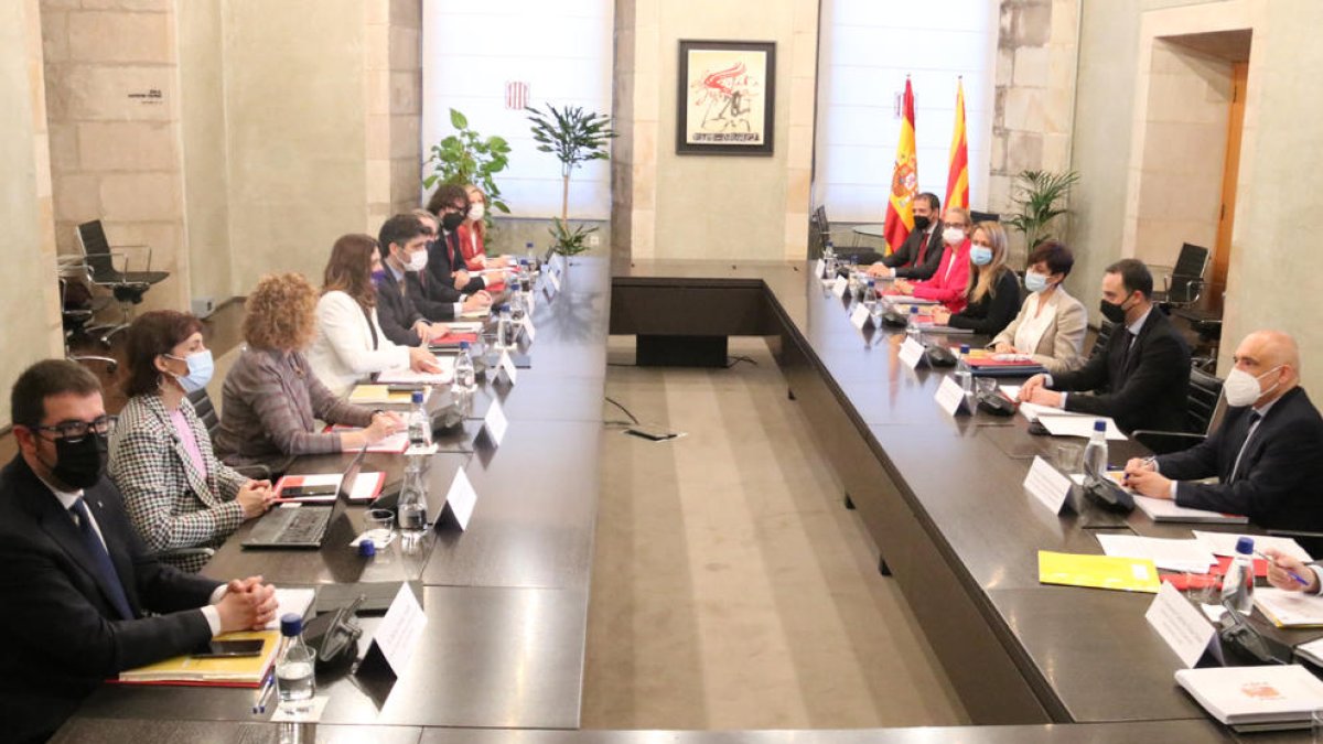 Reunió de la Comissió Bilateral al Palau de la Generalitat entre Govern i Moncloa.