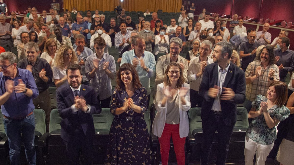 Aragonés en el acto para avalar a la alcaldesa de Tàrrega.