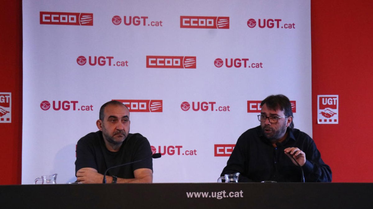 Els líders de CCOO i UGT de Catalunya, Javier Pacheco i Camil Ros, en la presentació d’ahir.