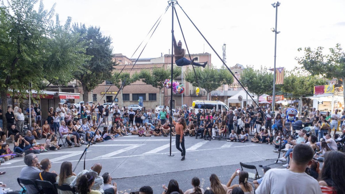 El público de todas las edades volvió a conquistar las calles y plazas de Tàrrega para disfrutar del programa y de espectáculos sorpresa.