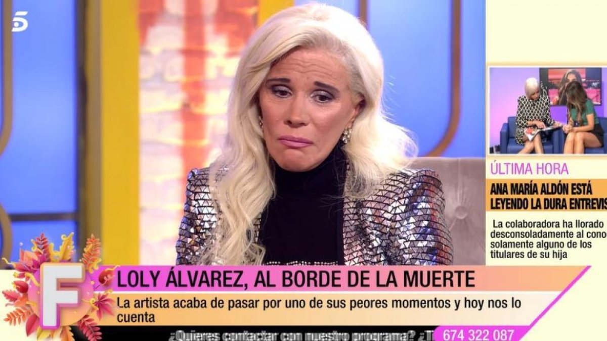 Loly Álvarez explicant les seues penes.