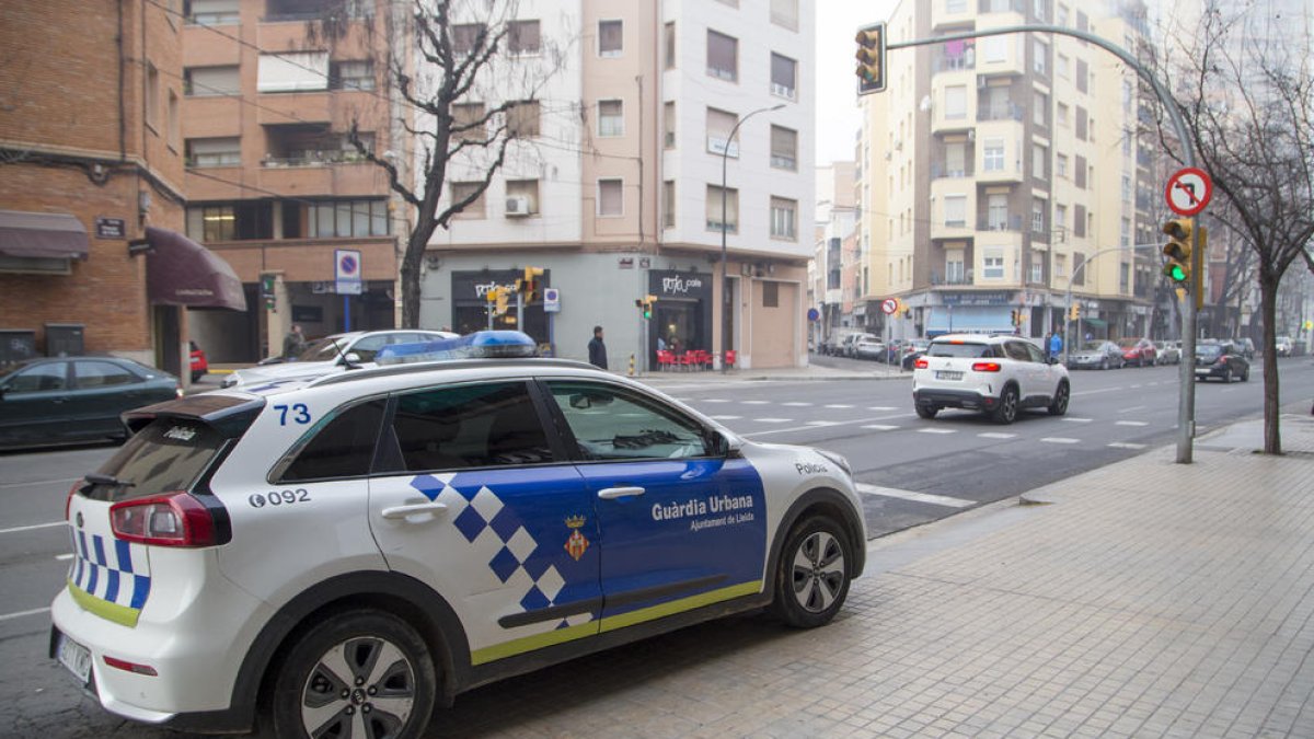 Imagen de un coche patrulla.