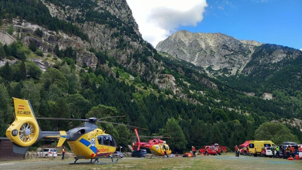 Una imagen del dispositivo de búsqueda del excursionista desaparecido en Aigüestortes.