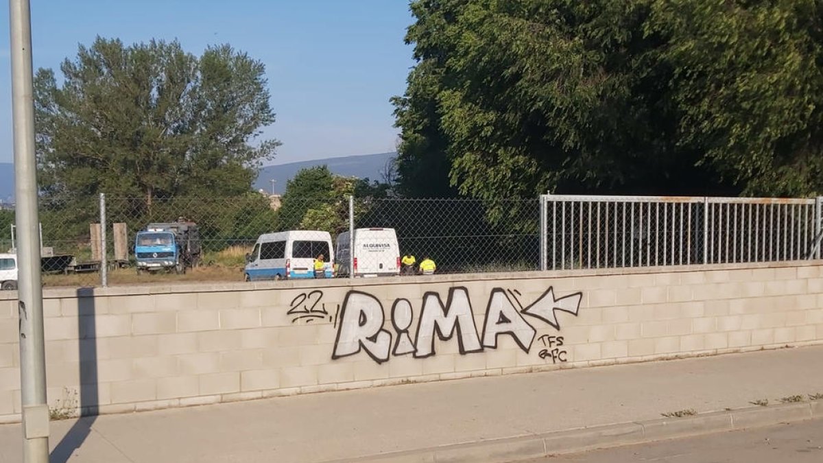 Un dels grafitis que s’han esborrat a la Seu d’Urgell.