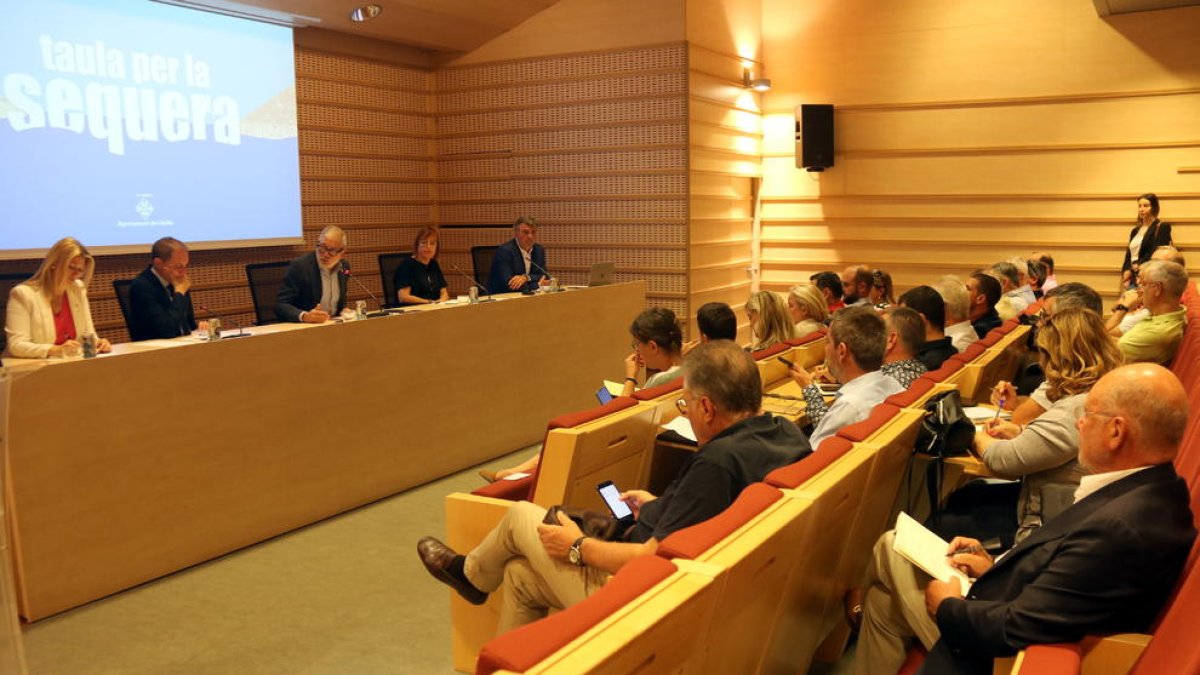 Acte de constitució de la Taula per la Sequera de la Paeria de Lleida