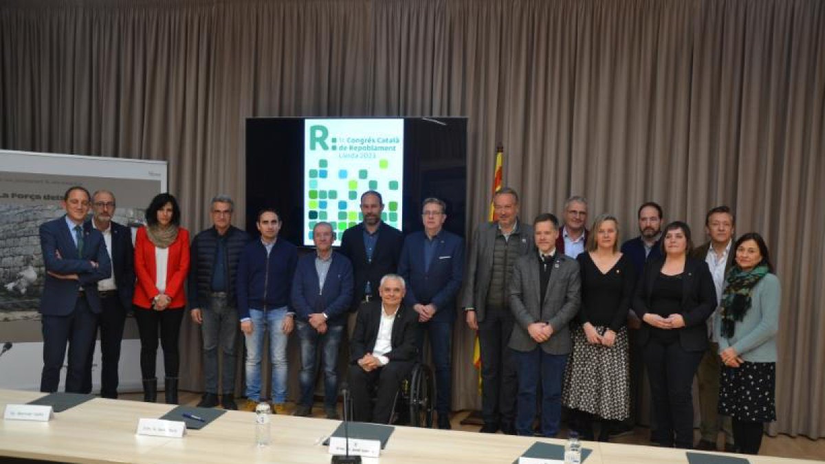 L’equip que ahir es va reunir per presentar el projecte.