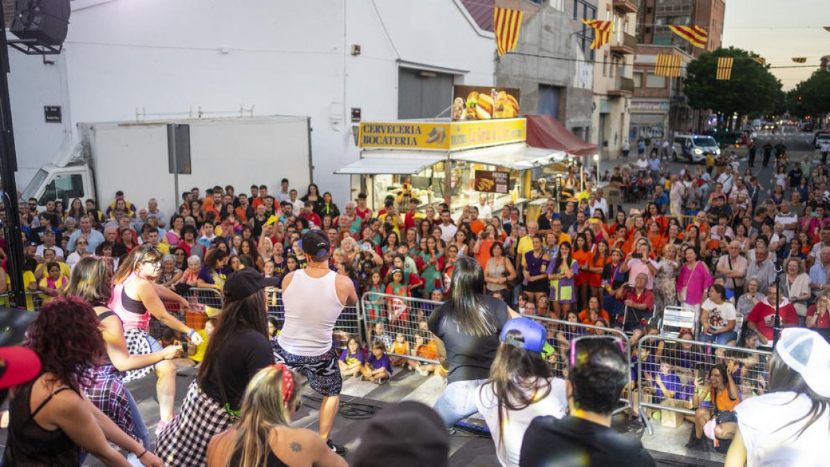 Pardinyes. Varietat de públic i espectacle són dos dels ingredients de les celebracions d'aquest barri de Lleida, que estan marcades per l'èxit de convocatòria
