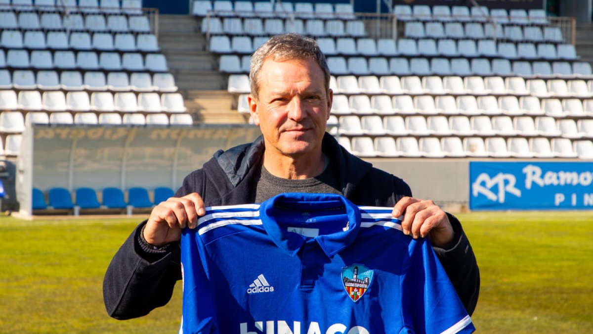 Ángel Viadero, ayer con la camiseta del Lleida Esportiu.