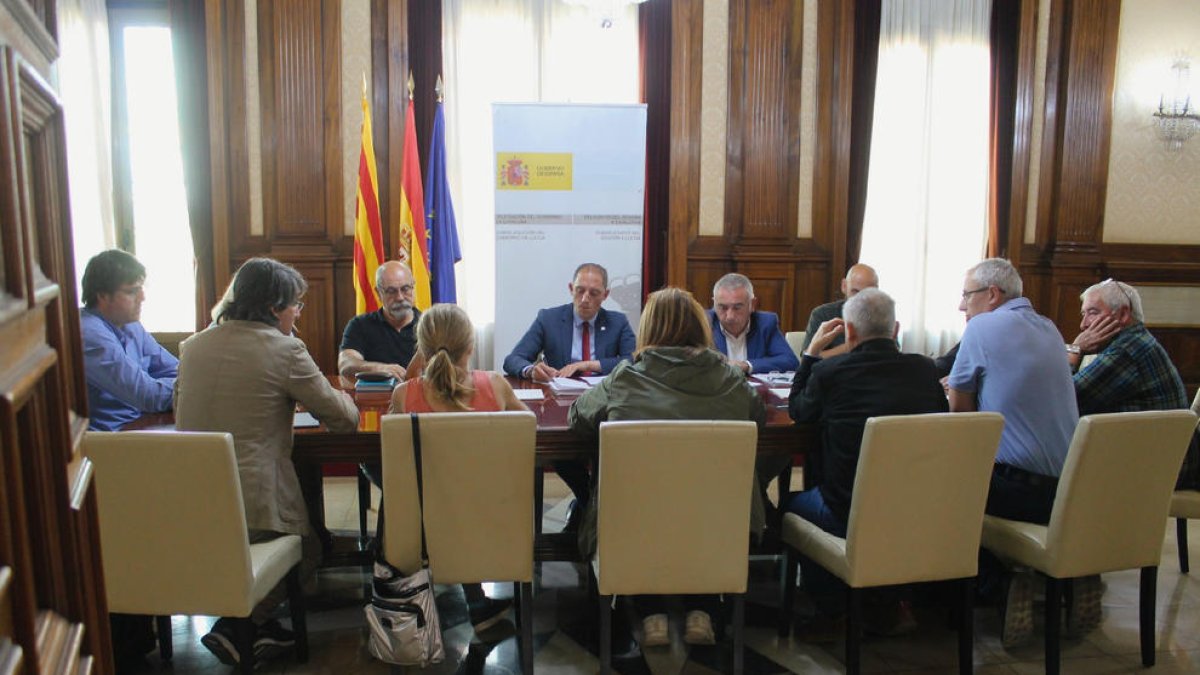 Reunión de sindicatos agrarios y Canal d’Urgell con Crespín.