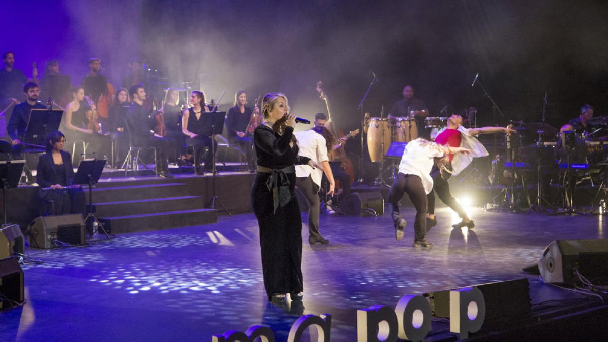 Un momento del concierto de ayer en el teatro de La Llotja de Lleida.