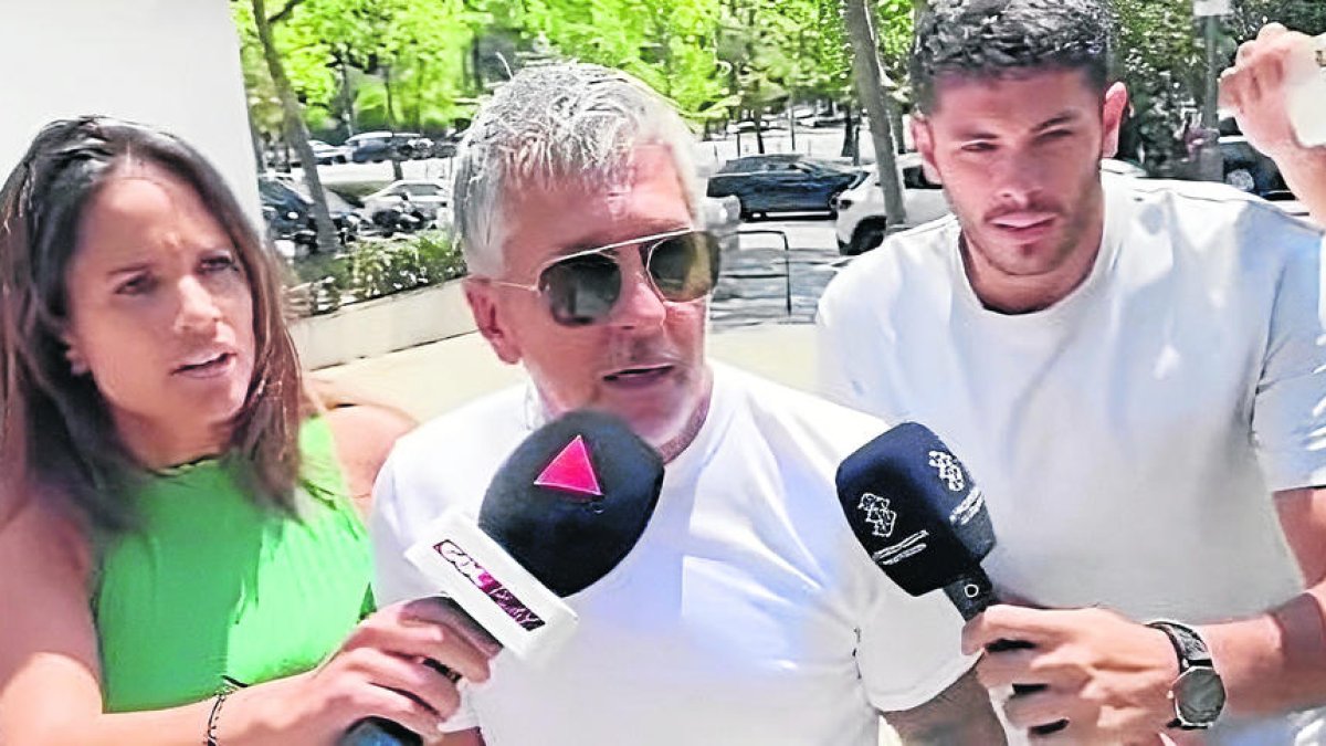 Jorge Messi, després de reunir-se amb Laporta.