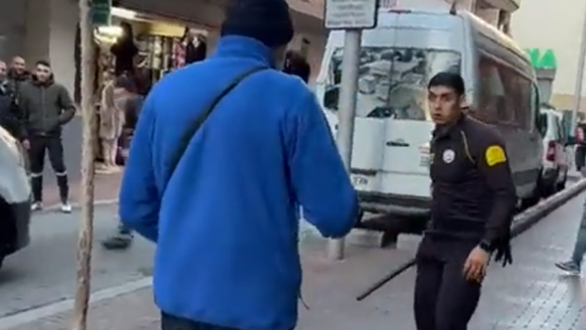 VÍDEO | Arrestat a l'atracar a punta de ganivet un súper a Lleida