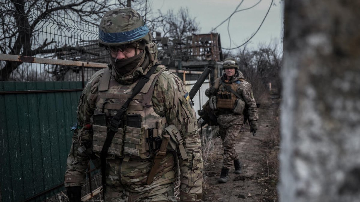 Imatge de soldats ucraïnesos al front oriental del país.