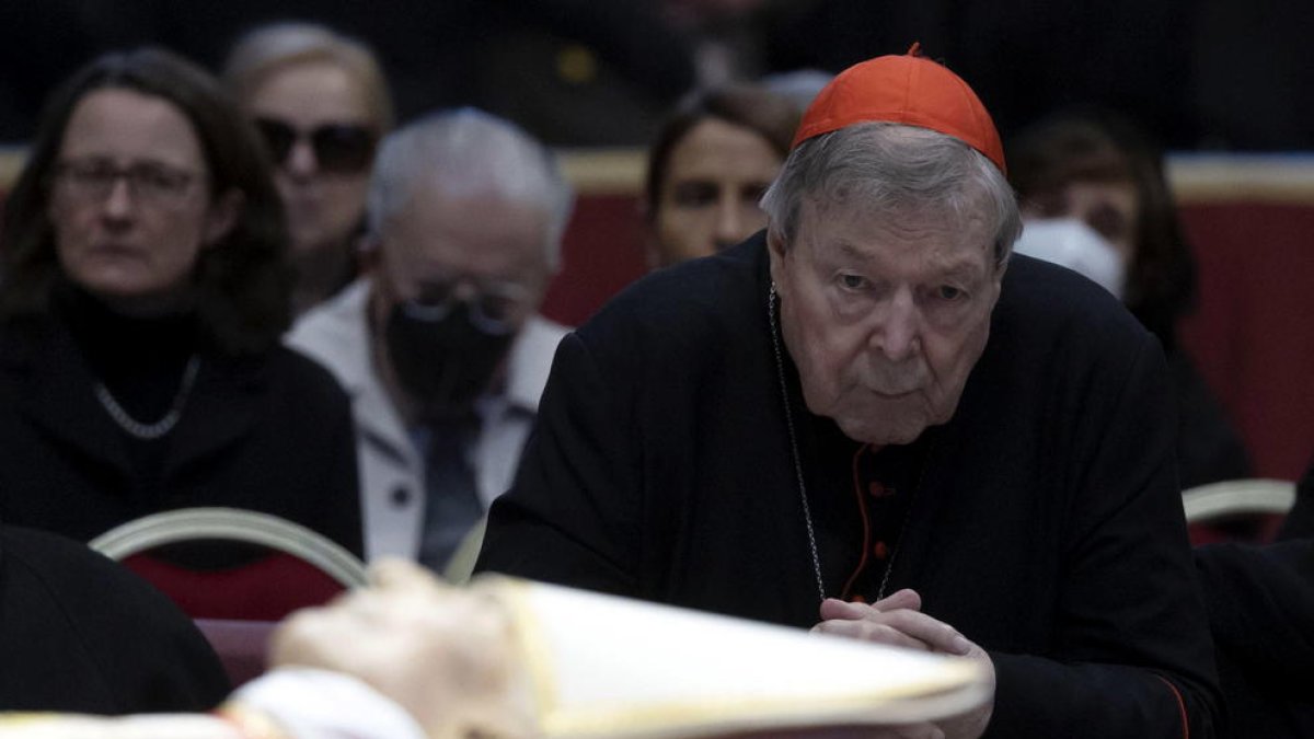 Muere el controvertido cardenal australiano George Pell, a los 81 años