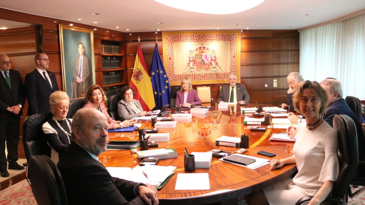 Primera reunió jurisdiccional del ple del Tribunal Constitucional