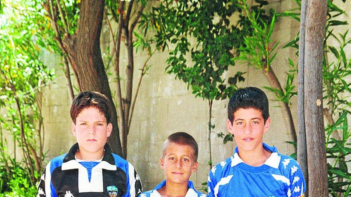 Joel Mur, Josep Maria Robles y Sergio Busquets, en la UE Lleida.