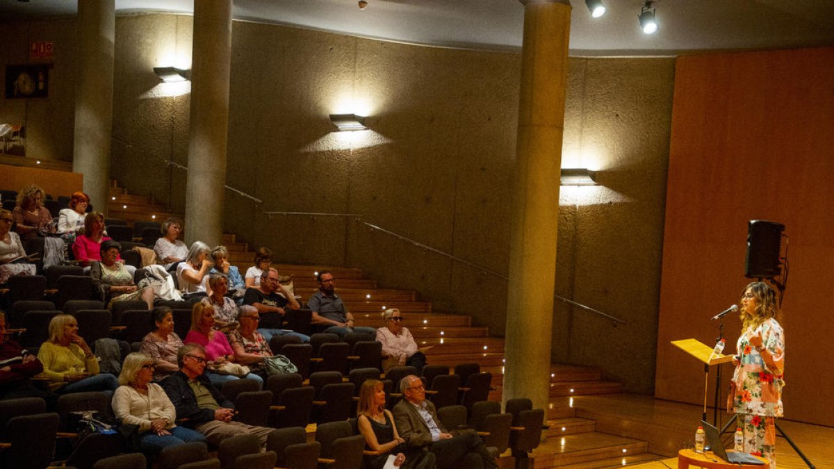 Un momento de la jornada celebrada ayer en el Auditori Municipal Enric Granados de Lleida. 