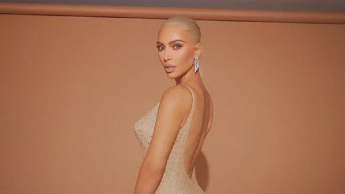 Kim Kardashian con el vestido de Marilyn.