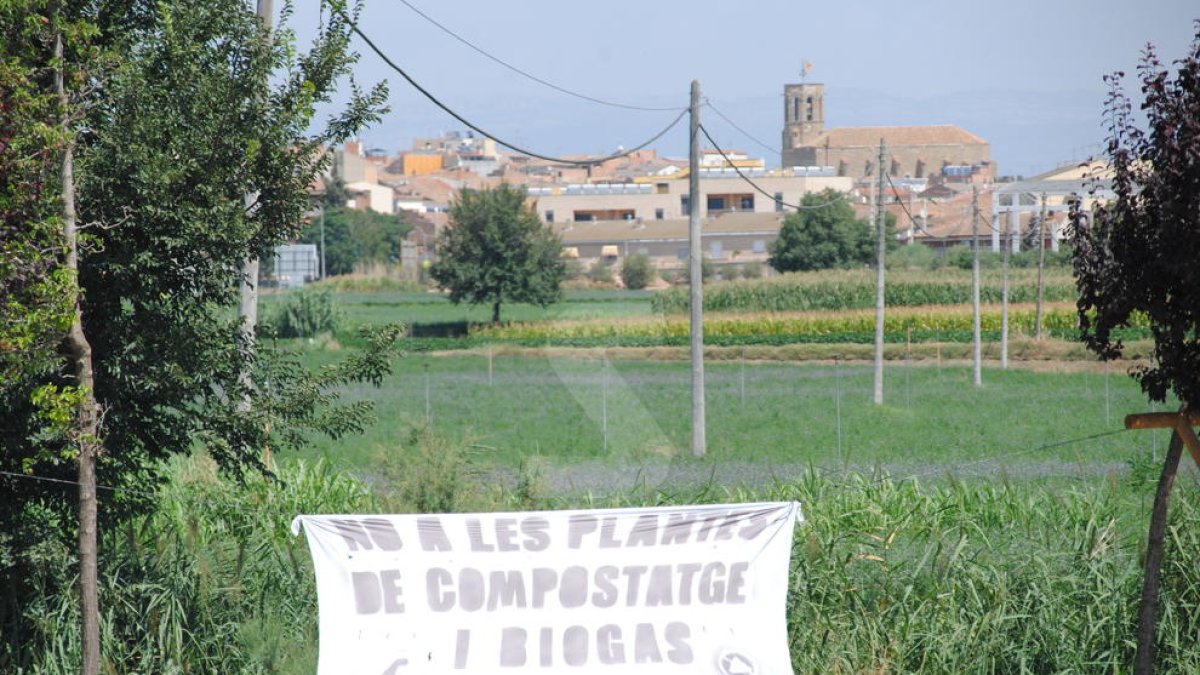 Pancartas colgadas por los vecinos.