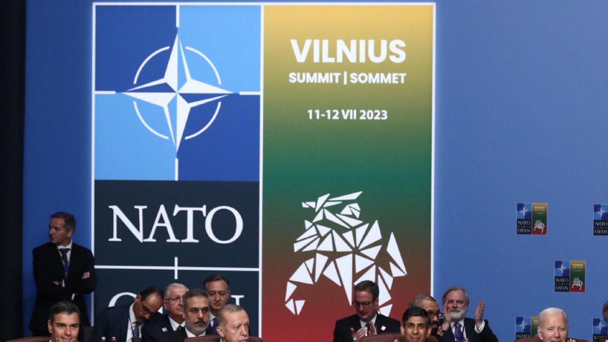 Pedro Sánchez, Recep Tayyip Erdogan, Rishi Sunak i Joe Biden, ahir, durant la cimera de l’OTAN a Vílnius.