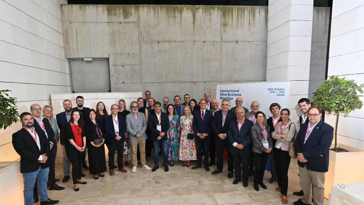 Presentación ayer de la XVII edición del Internacional Wine Business Meetings en la Finca Prats. 