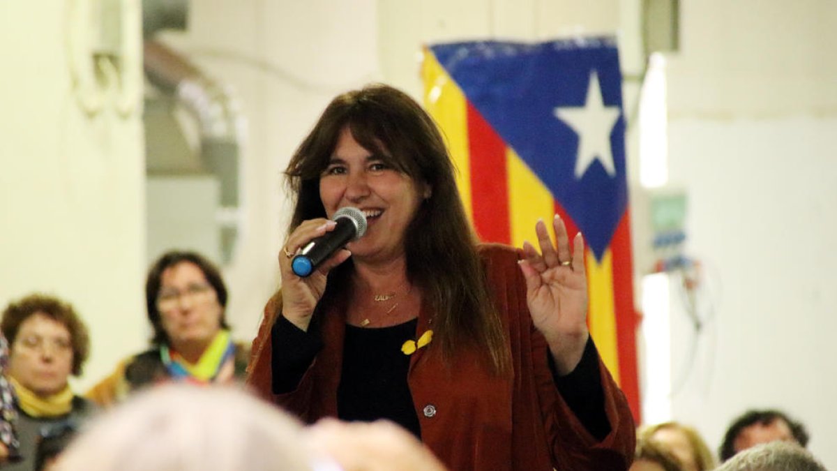 Laura Borràs en un acto con simpatizantes el pasado 22 de abril.